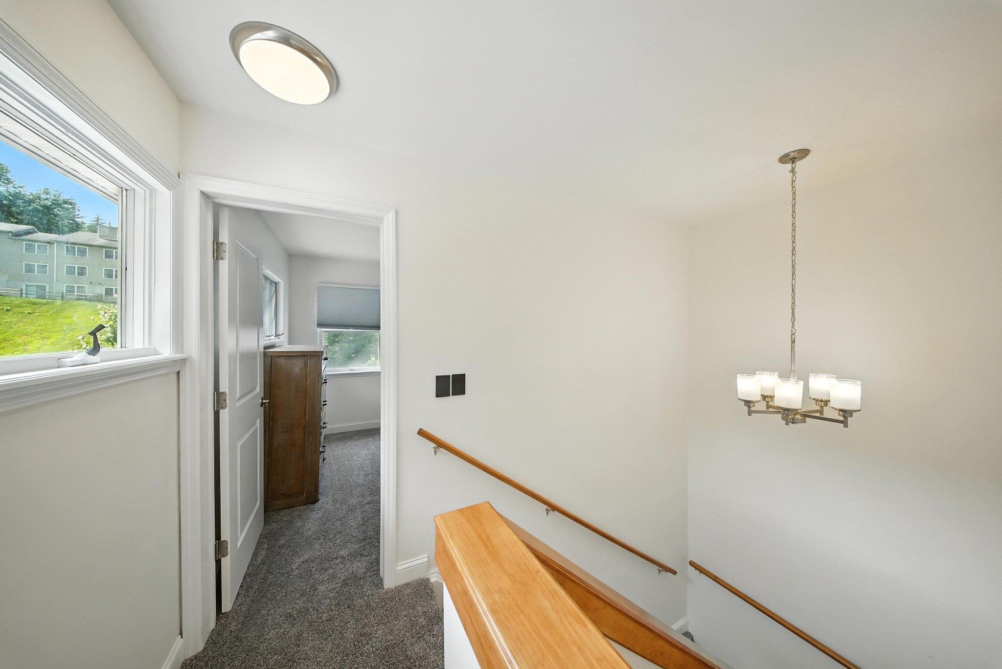 2 Woodland Way N, Ellenville, NY 12428