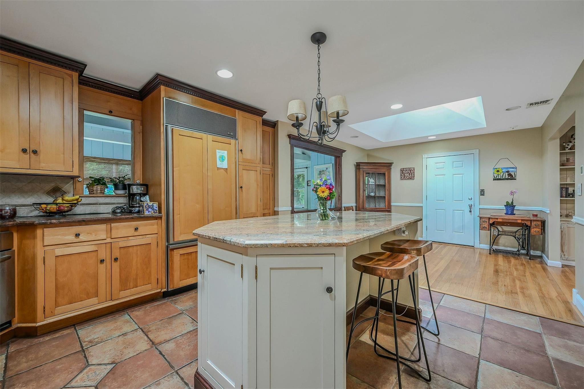 18 Huyler Court, Setauket, NY 11733