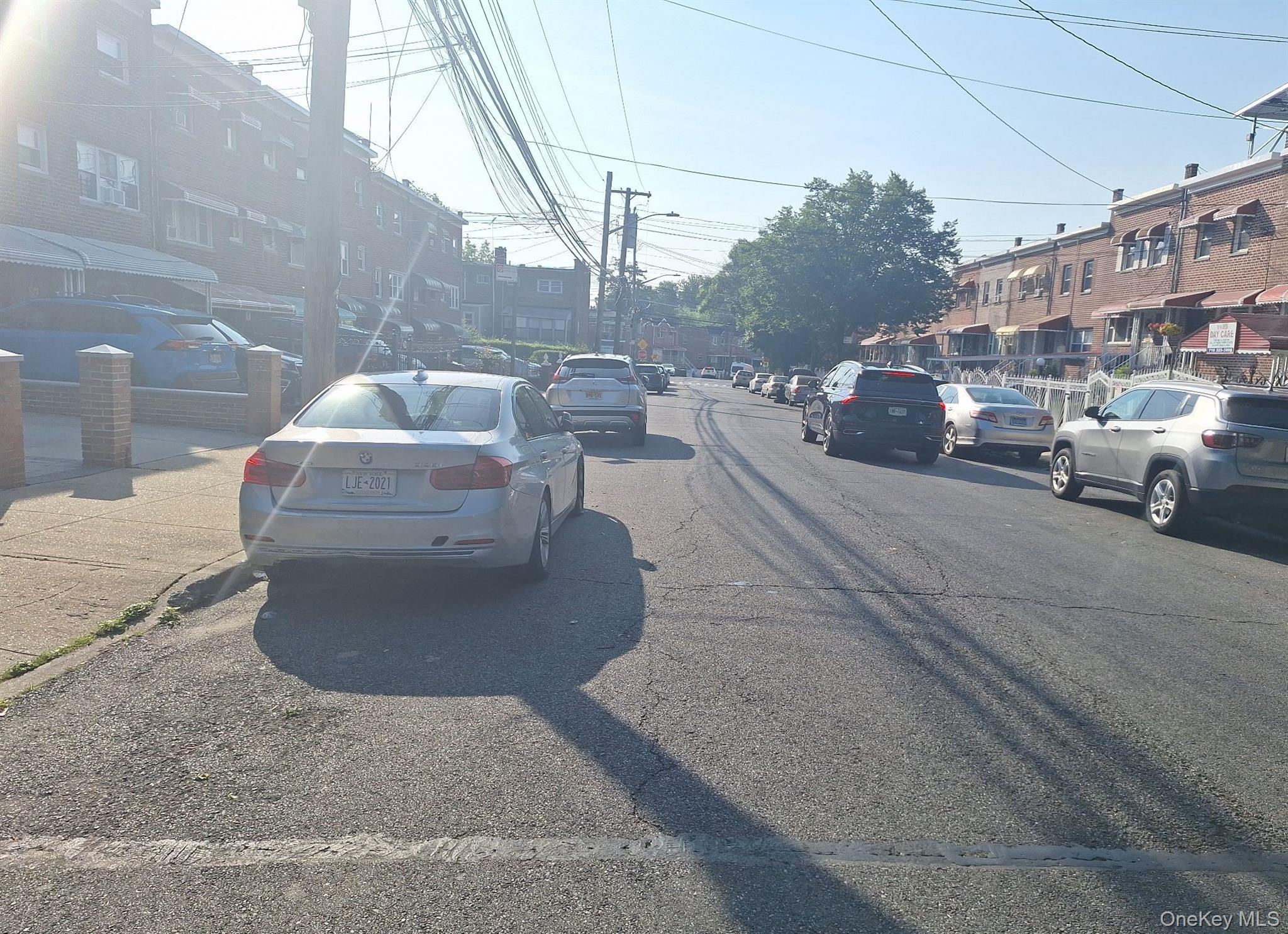 1037 E 219th Street, Bronx, NY 10469