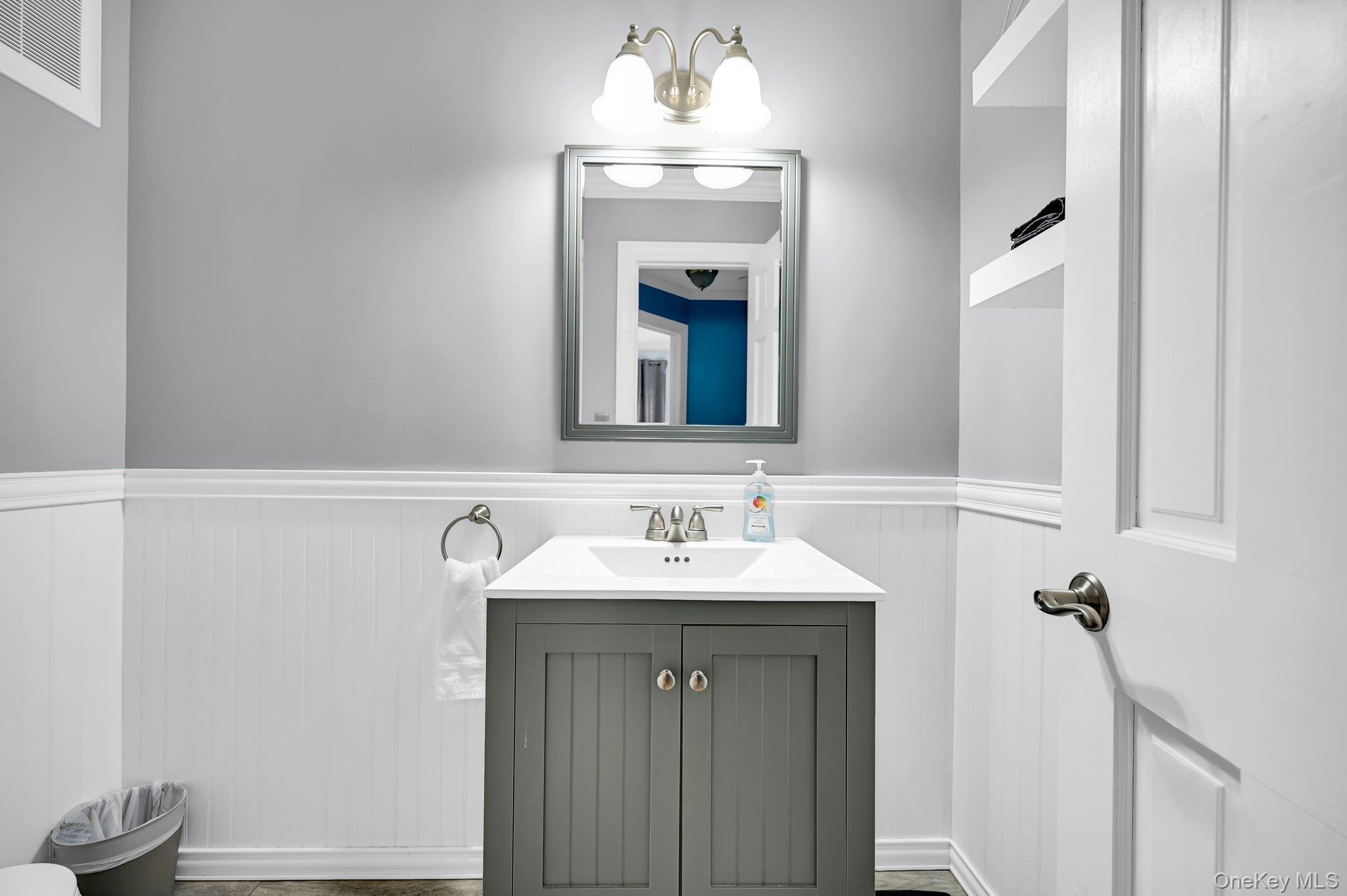 8 Stellar Drive, Greenwood Lake, NY 10925