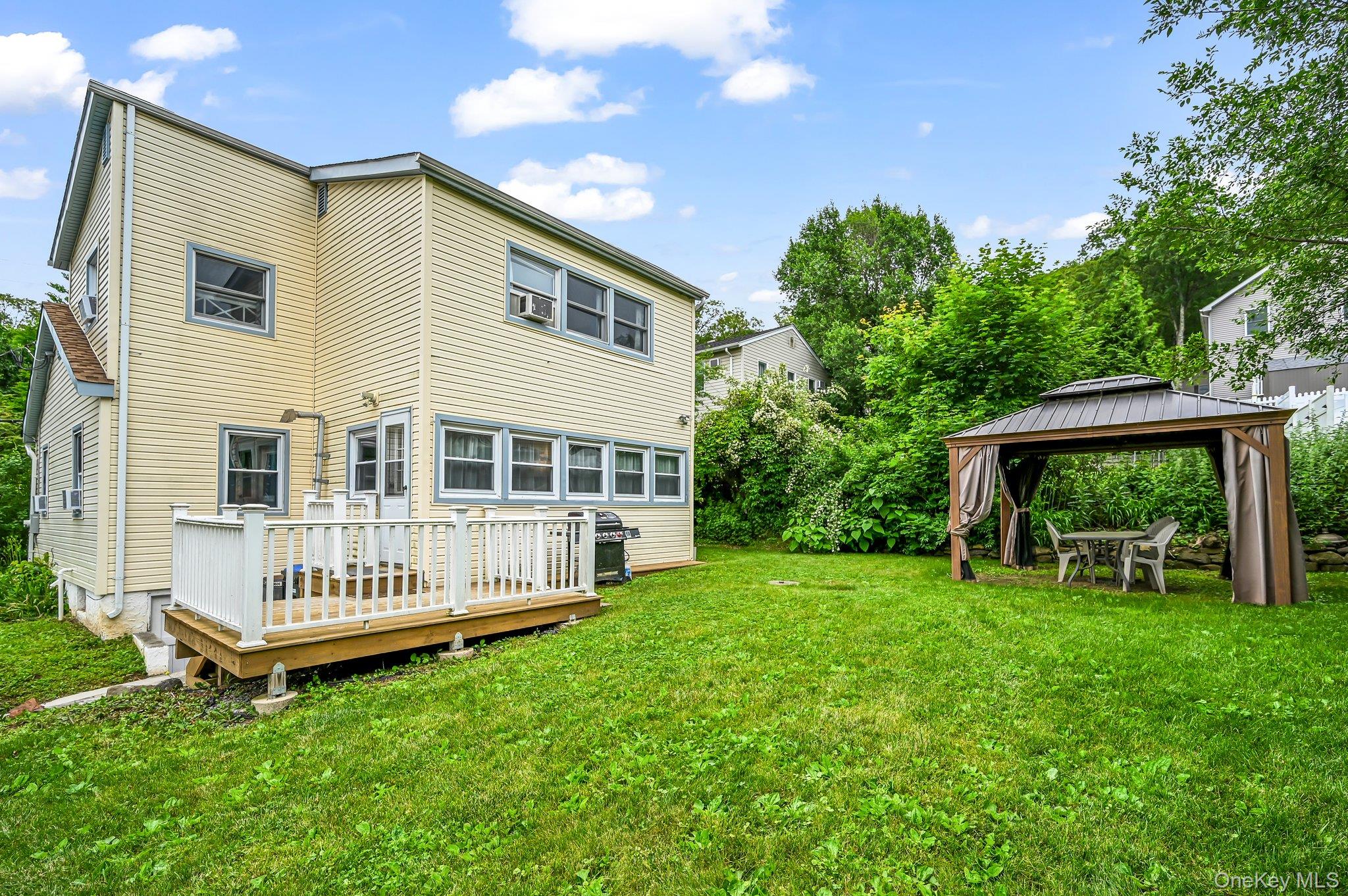 8 Stellar Drive, Greenwood Lake, NY 10925