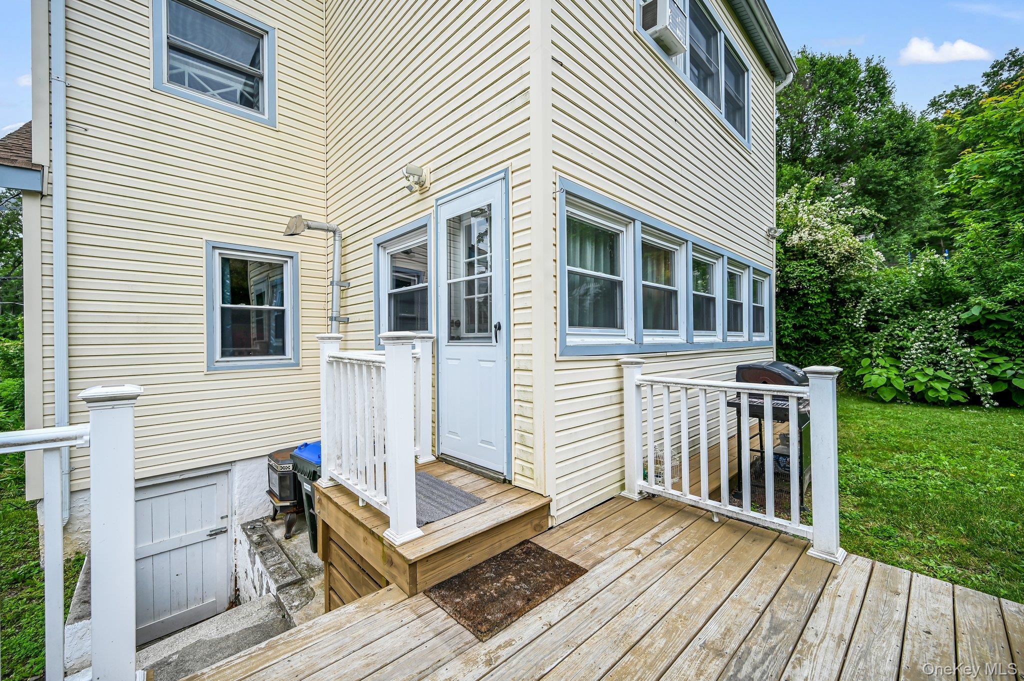 8 Stellar Drive, Greenwood Lake, NY 10925