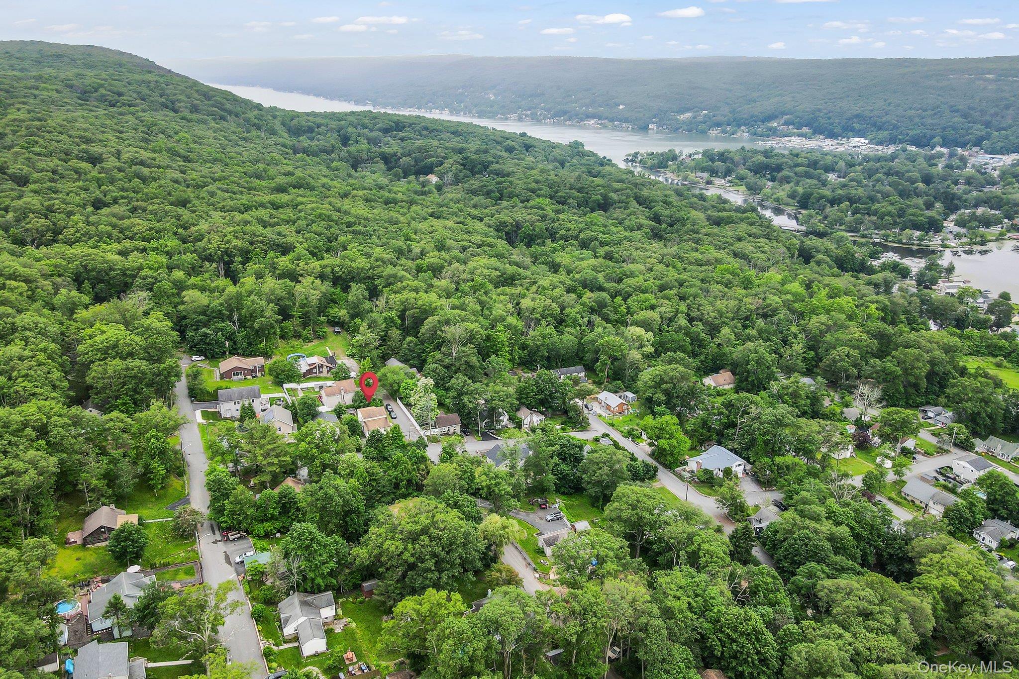 8 Stellar Drive, Greenwood Lake, NY 10925