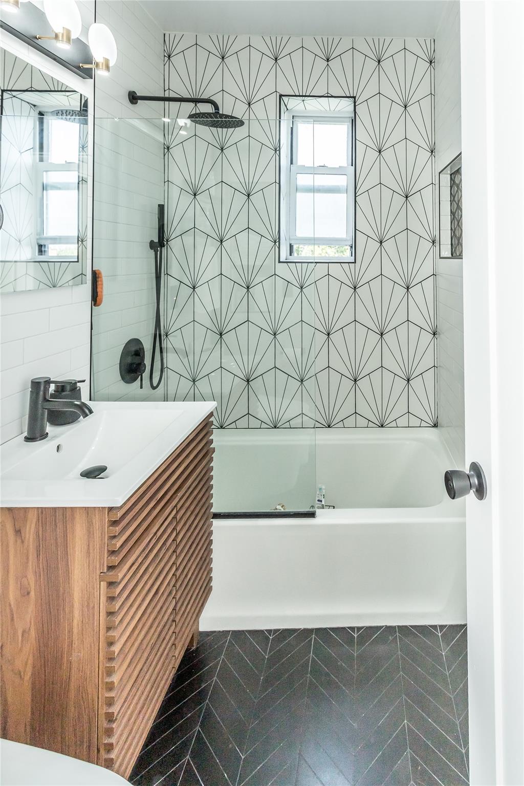 30-47 Hobart Street # 6, Woodside, NY 11377