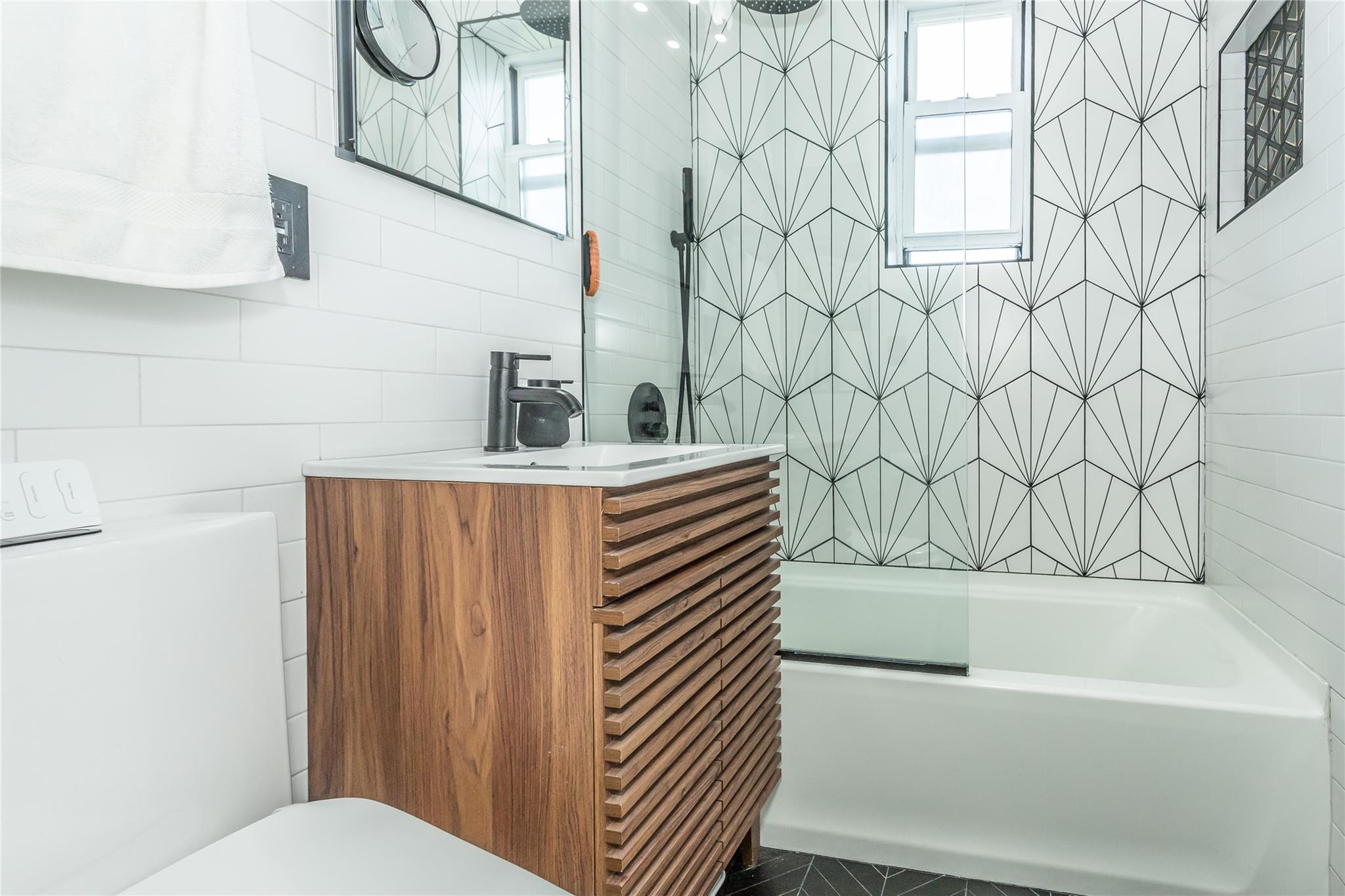 30-47 Hobart Street # 6, Woodside, NY 11377