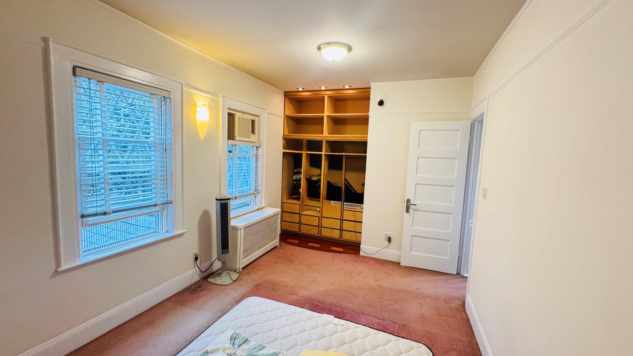 89-09 86th Street, Woodhaven, NY 11421