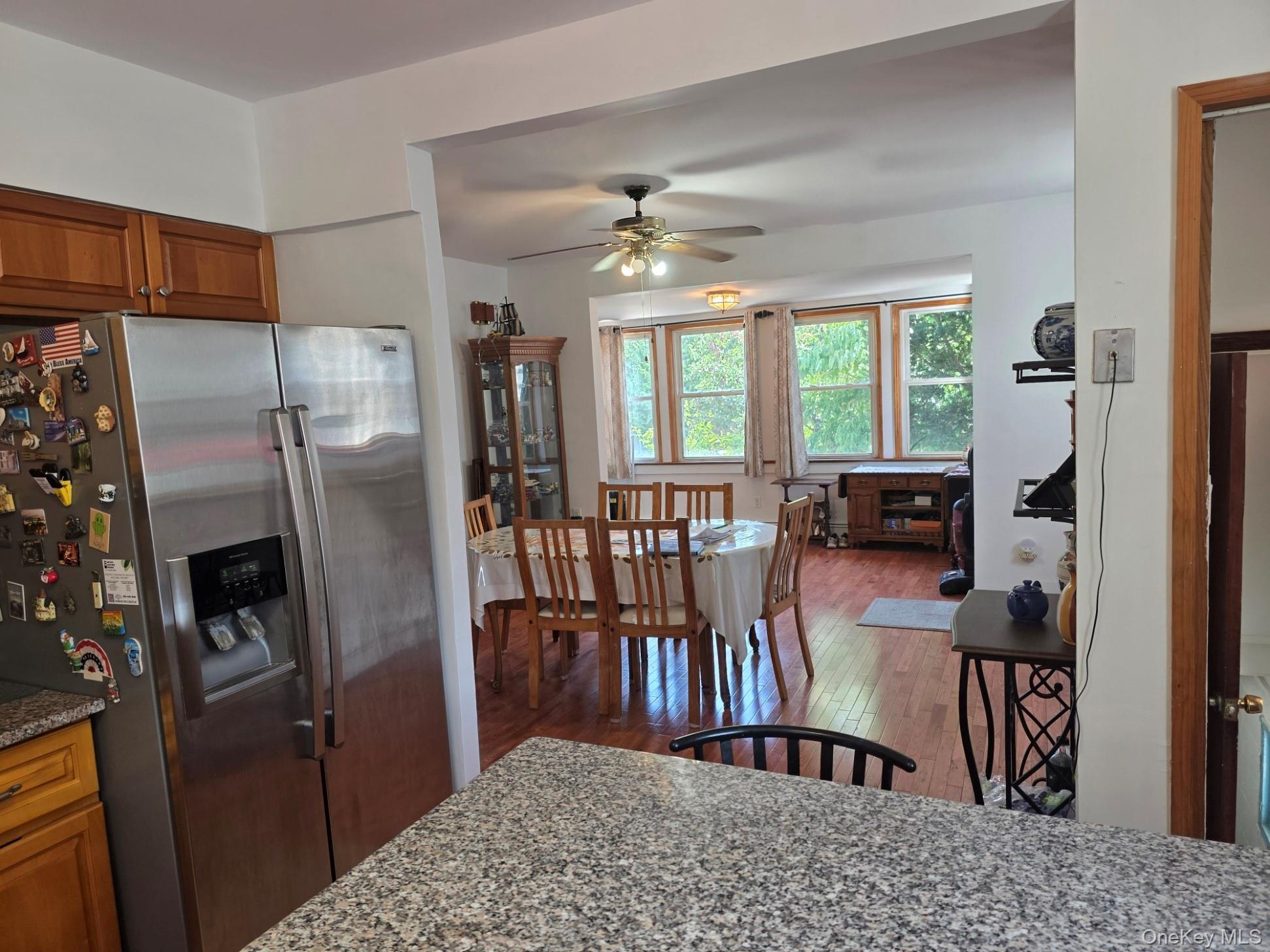 17 June Avenue, Bayville, NY 11709