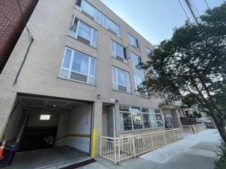 40-48 97 st # 1B, Corona, NY 11368