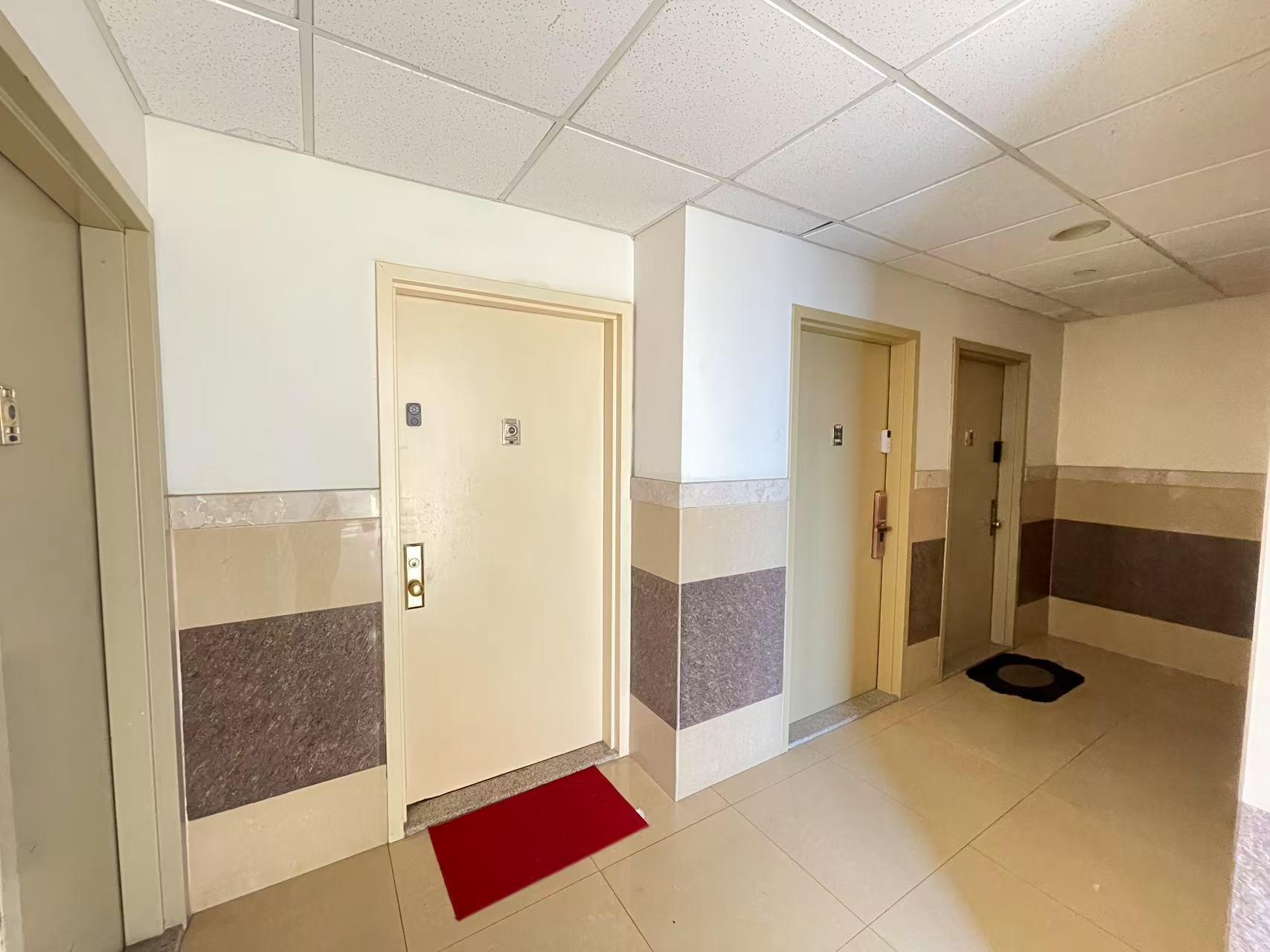 40-48 97 st # 1B, Corona, NY 11368