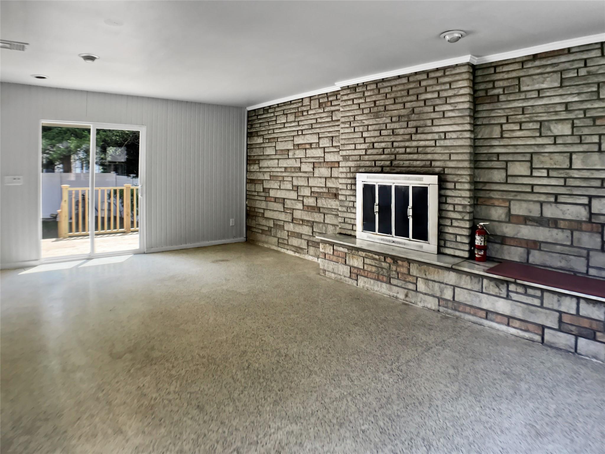 571 Richmond Road, East Meadow, NY 11554