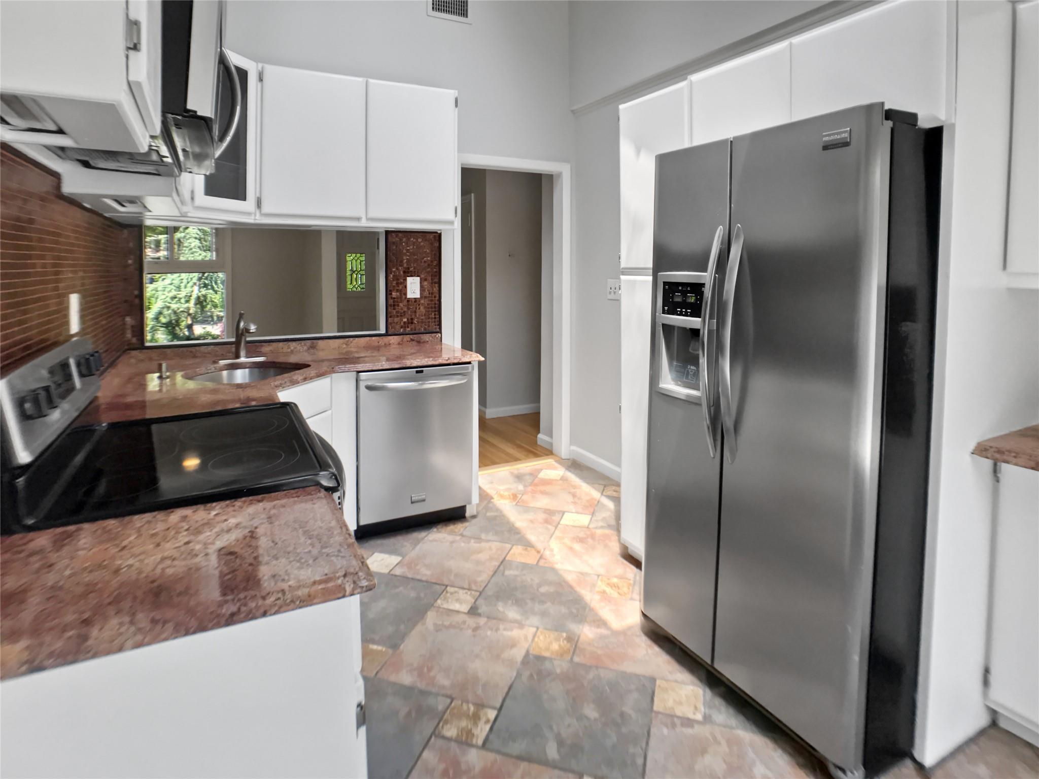 571 Richmond Road, East Meadow, NY 11554