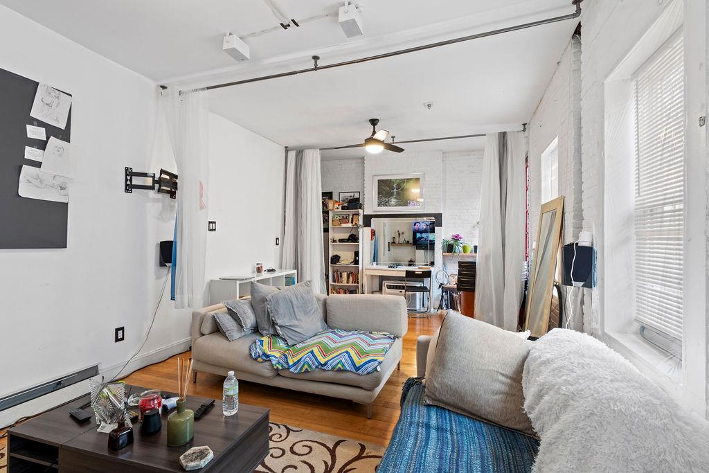 194 Bay Street, Staten Island, NY 10301