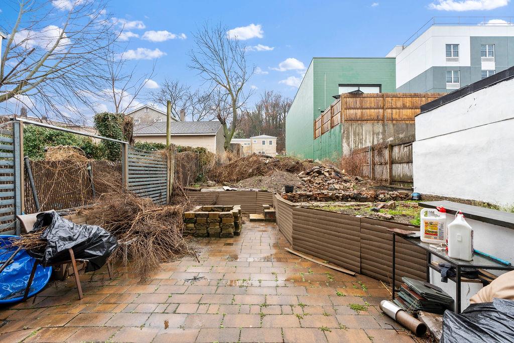 194 Bay Street, Staten Island, NY 10301