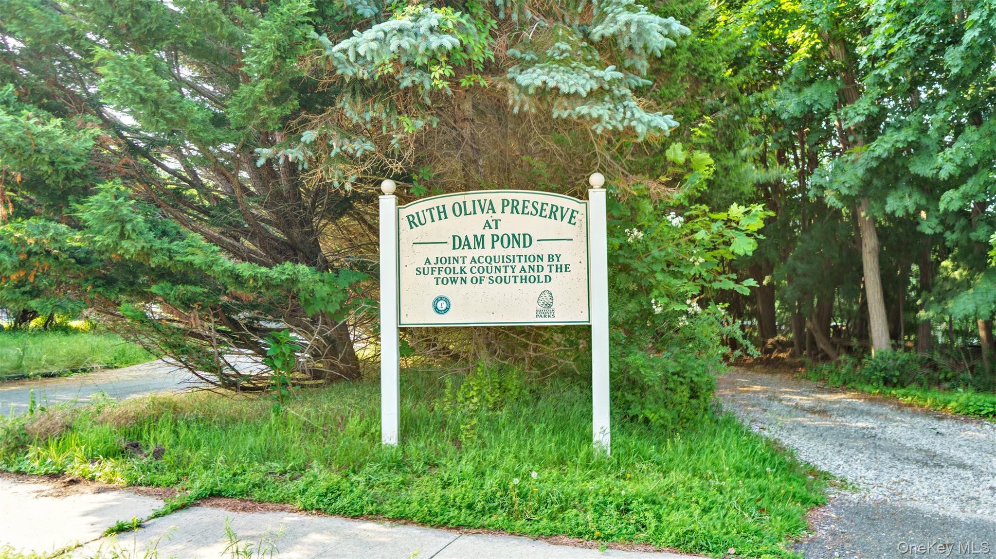 12910 Main Road, East Marion, NY 11939