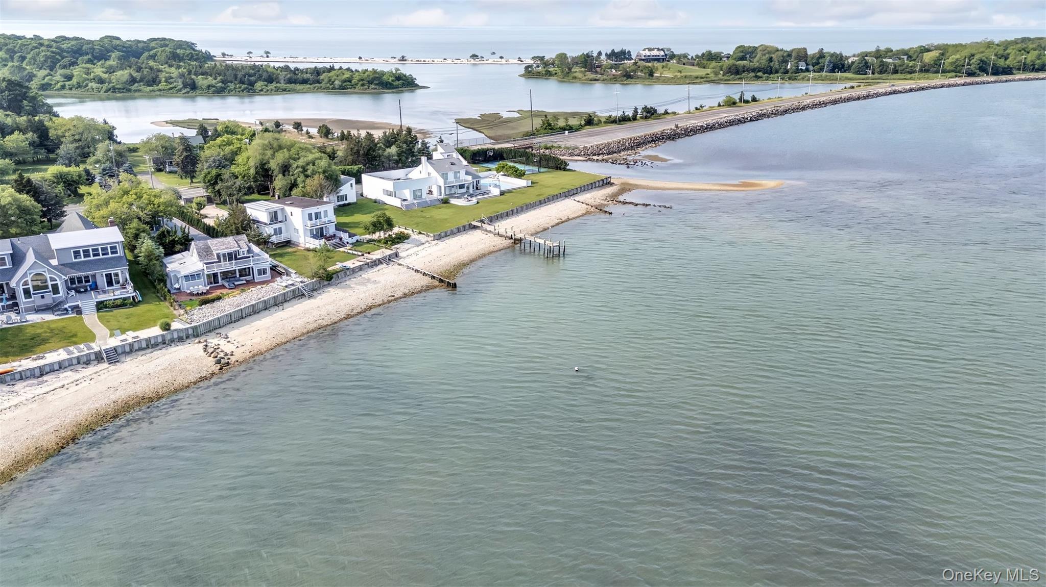 12910 Main Road, East Marion, NY 11939