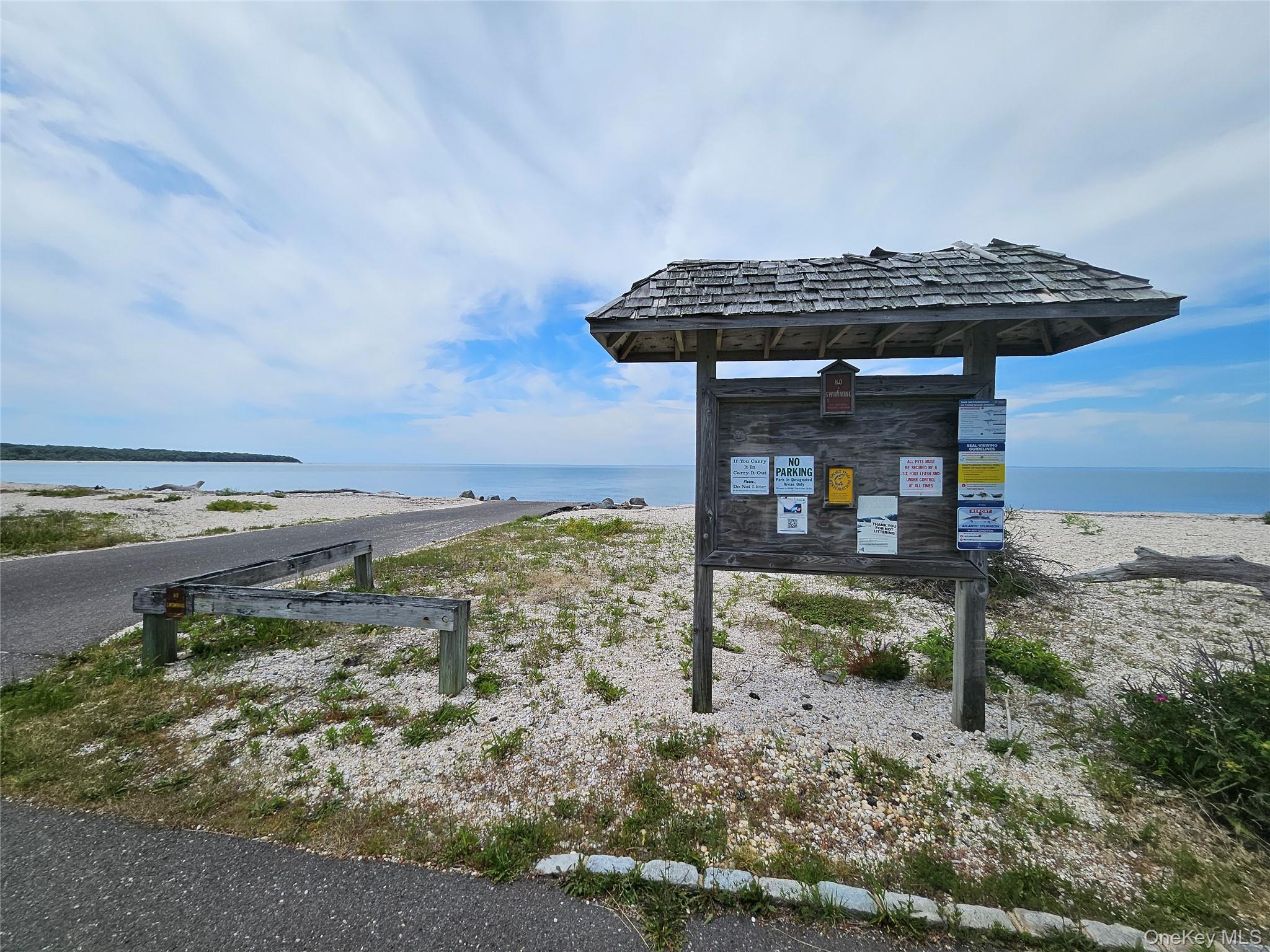 12910 Main Road, East Marion, NY 11939