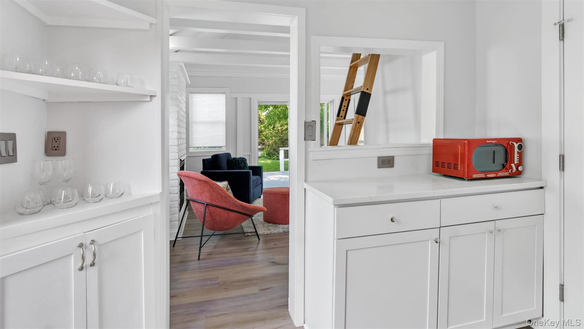 12910 Main Road, East Marion, NY 11939