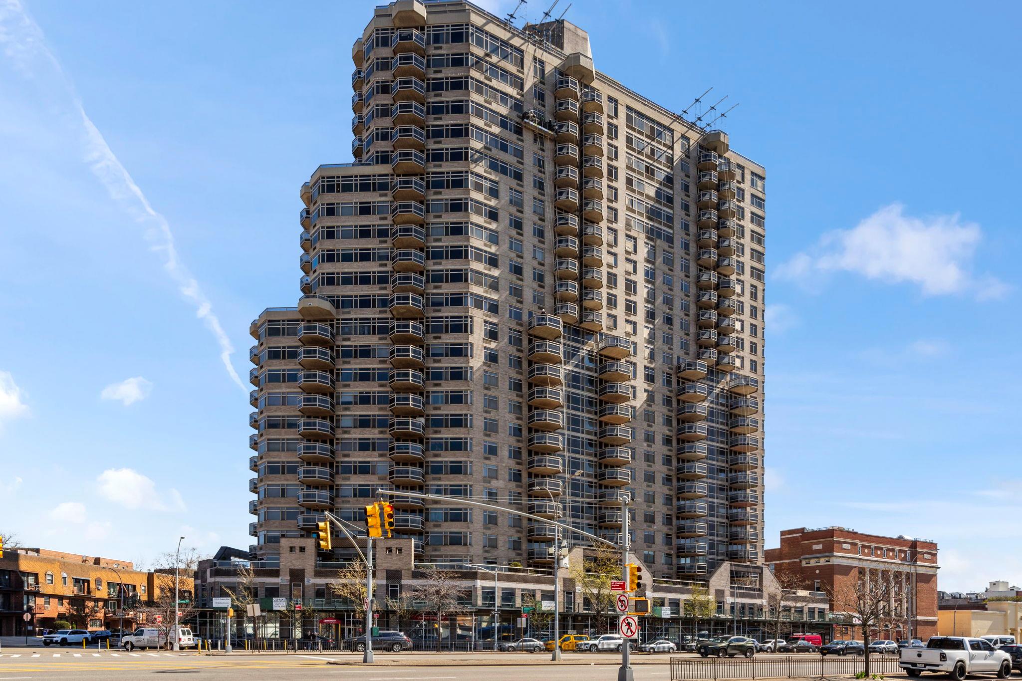 11201 Queens Blvd # 10B, Forest Hills, NY 11375