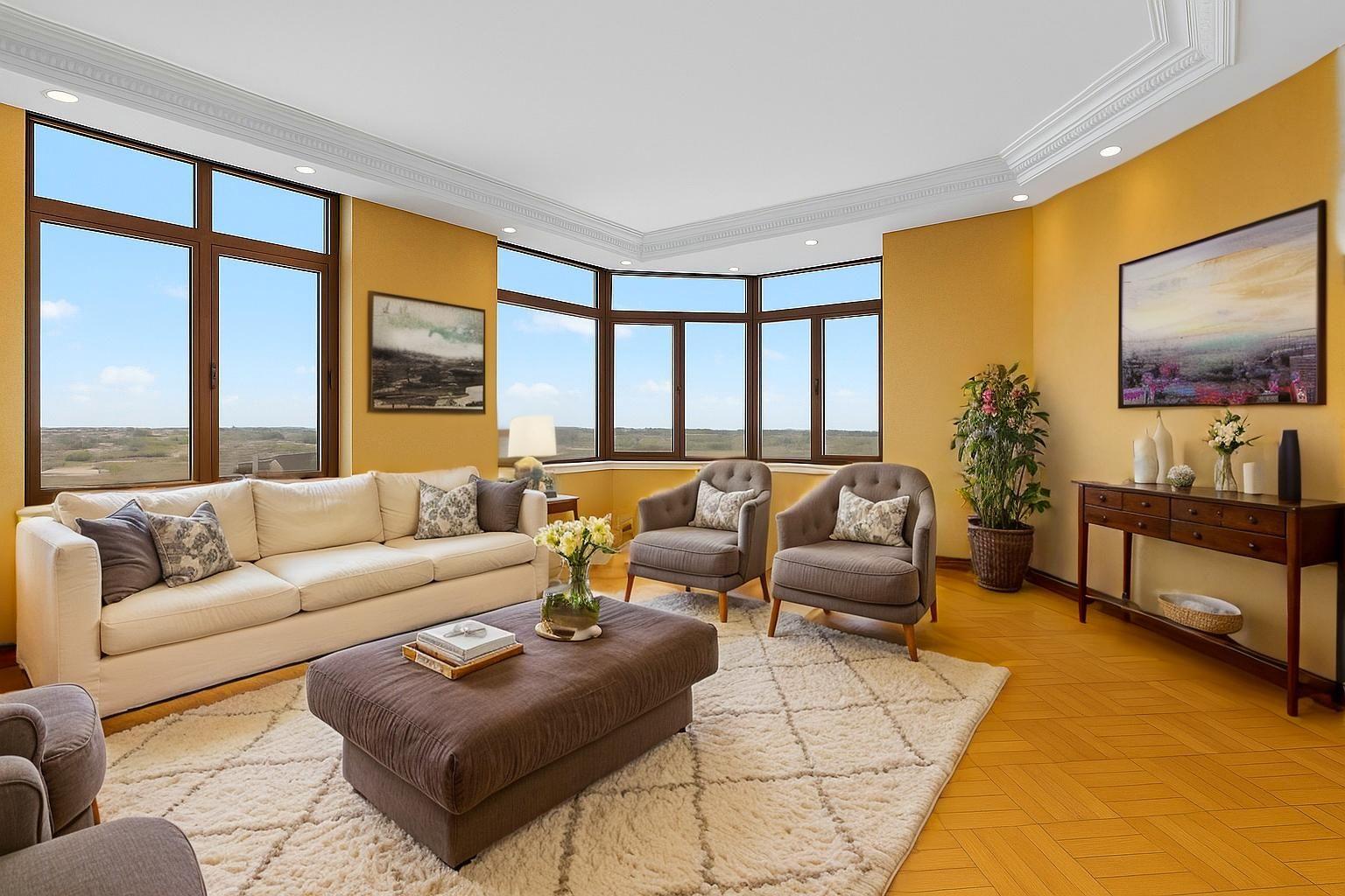 11201 Queens Blvd # 10B, Forest Hills, NY 11375