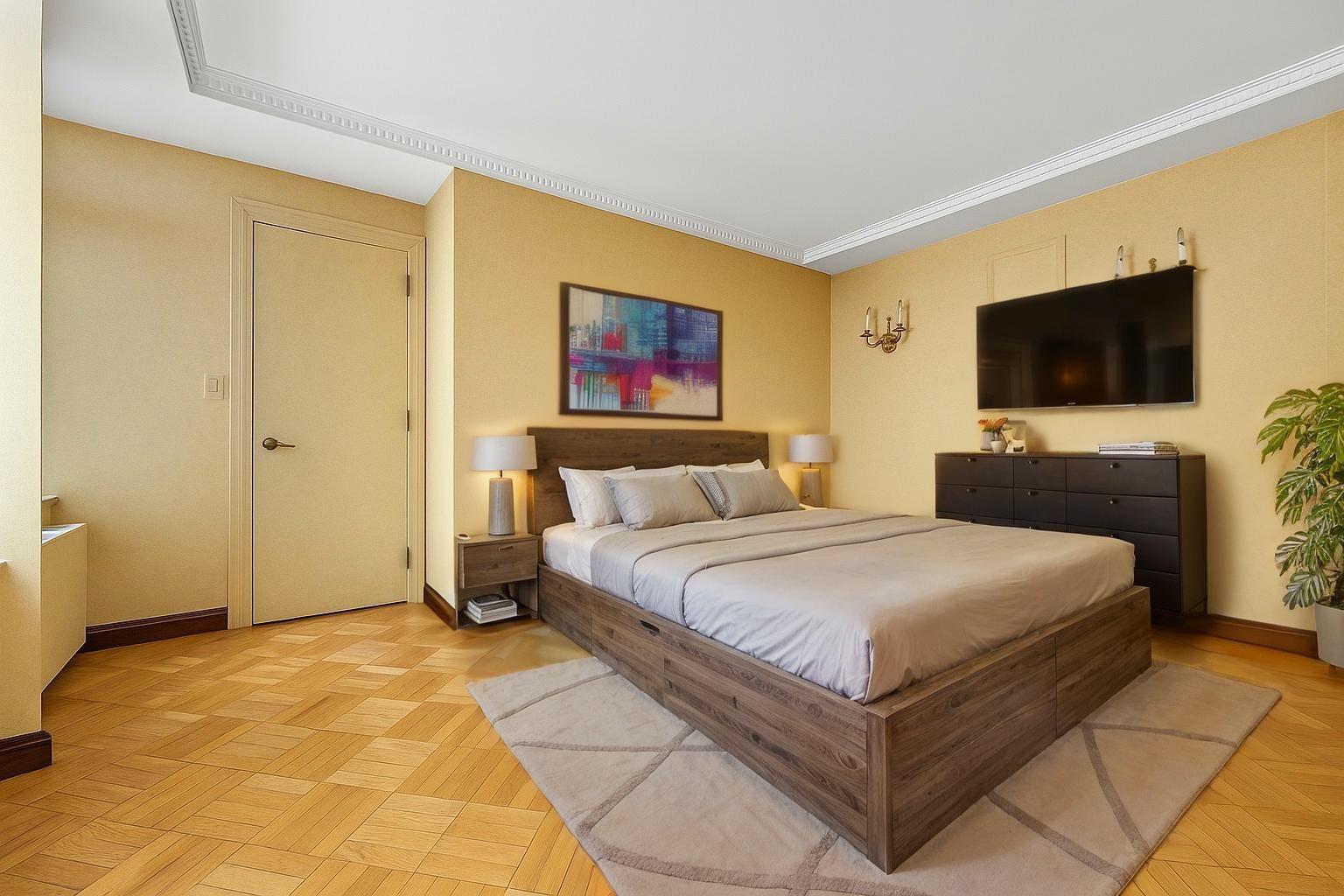 11201 Queens Blvd # 10B, Forest Hills, NY 11375