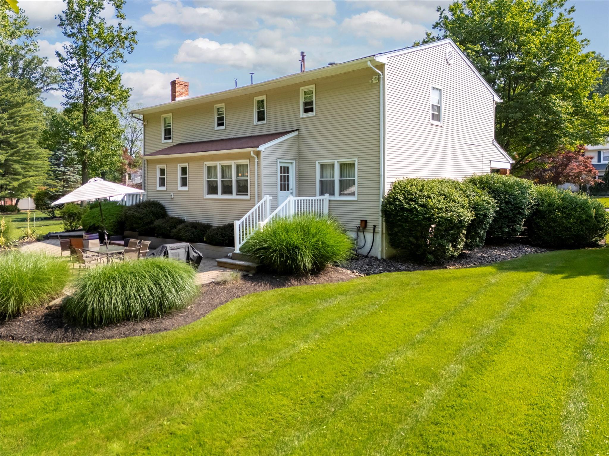 7 Woodland Terrace, Orangeburg, NY 10962