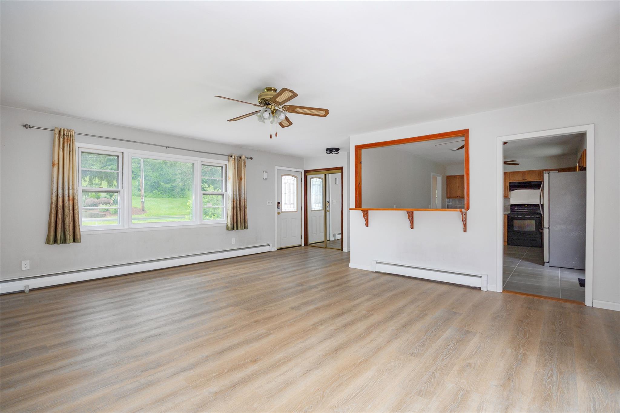 16 Bushwick Road, Poughkeepsie, NY 12603