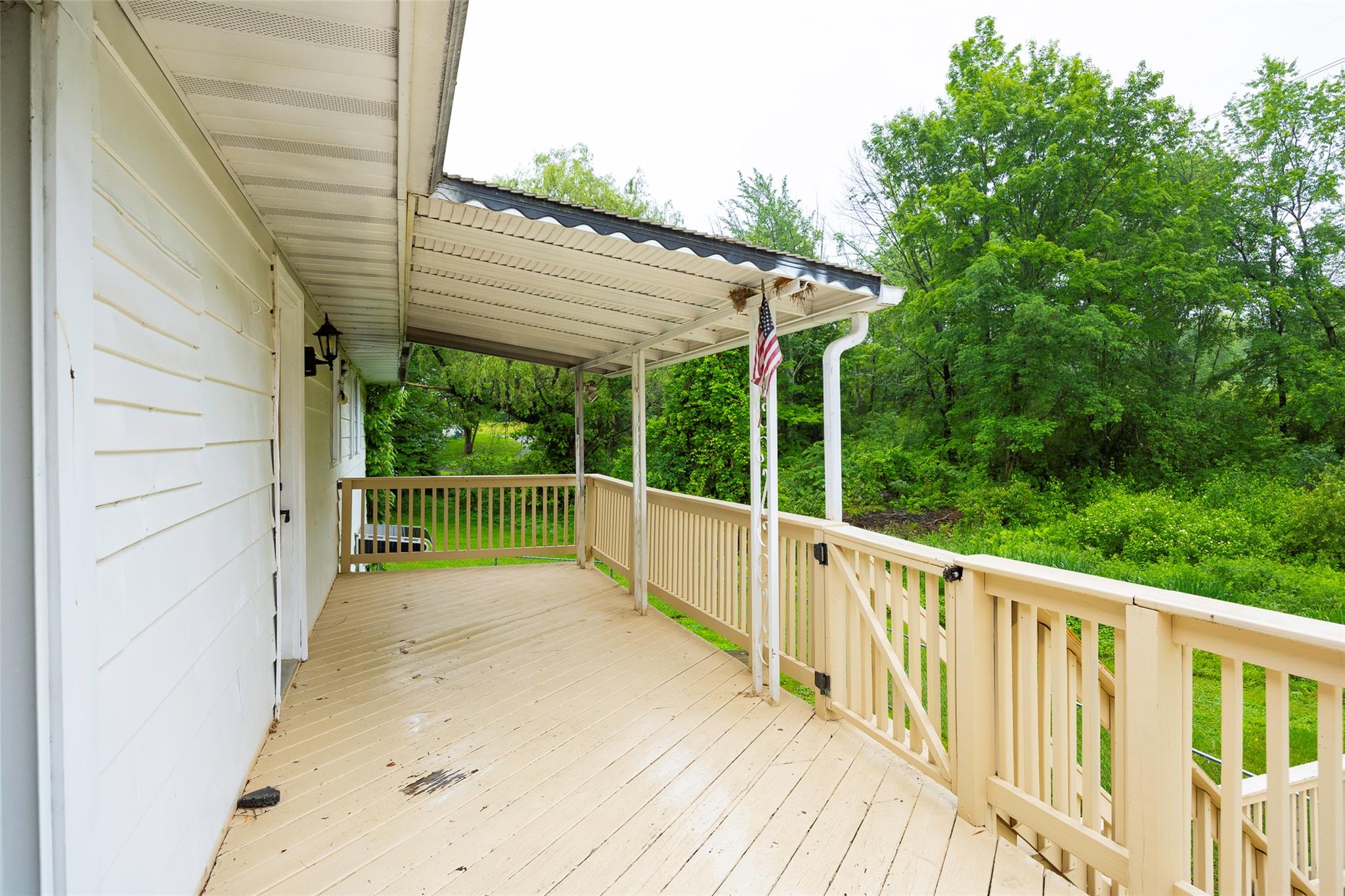 16 Bushwick Road, Poughkeepsie, NY 12603