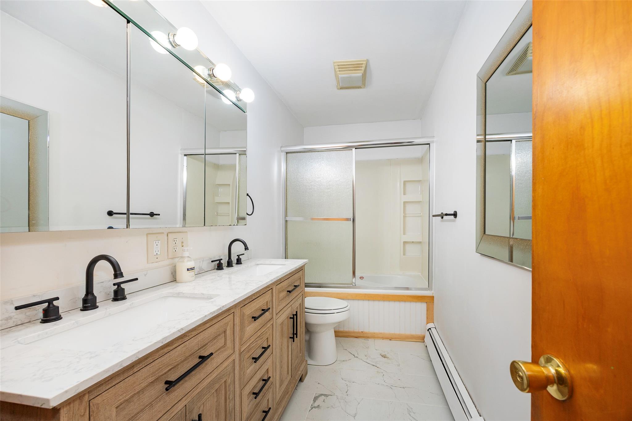 16 Bushwick Road, Poughkeepsie, NY 12603