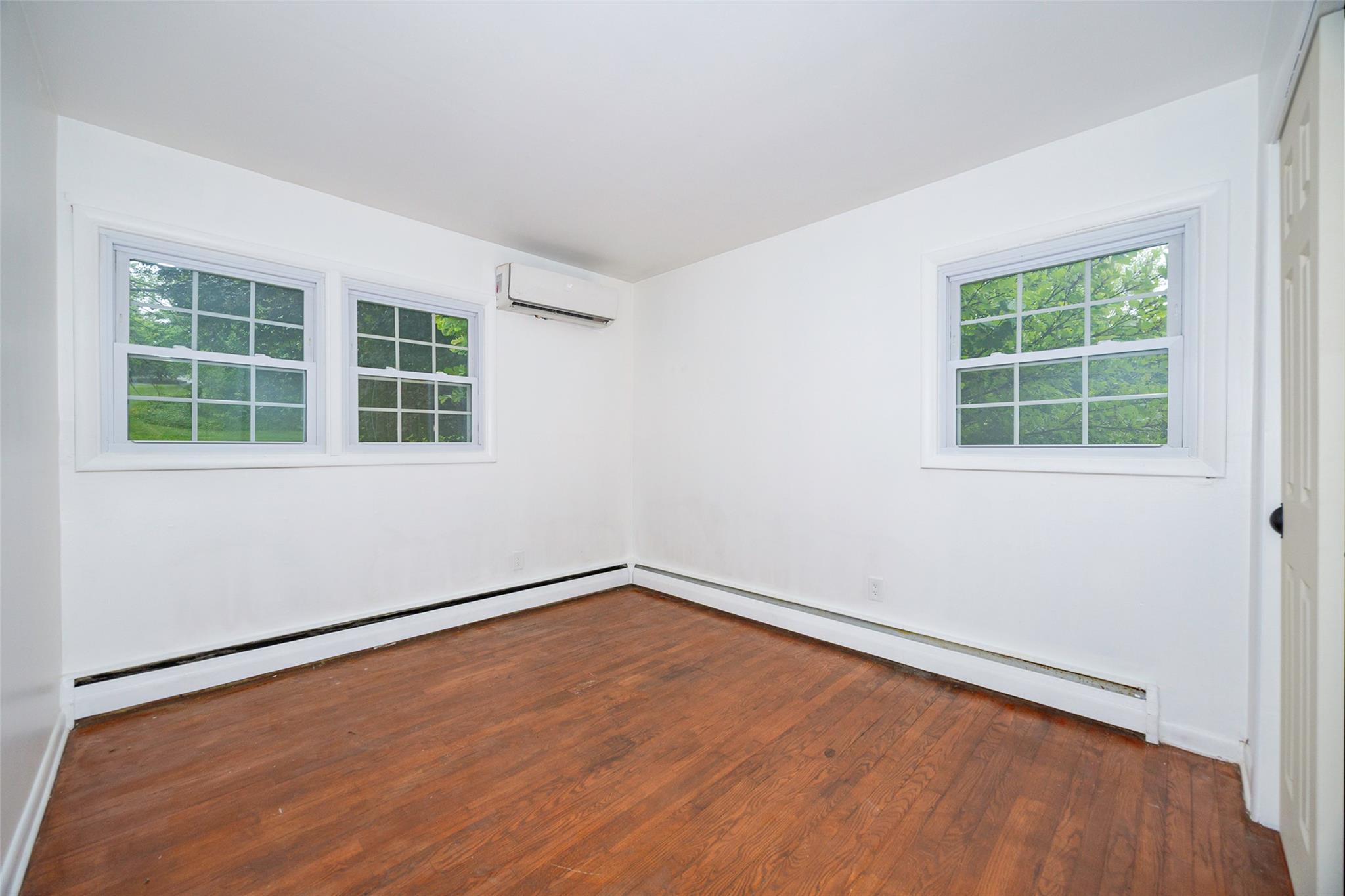 16 Bushwick Road, Poughkeepsie, NY 12603