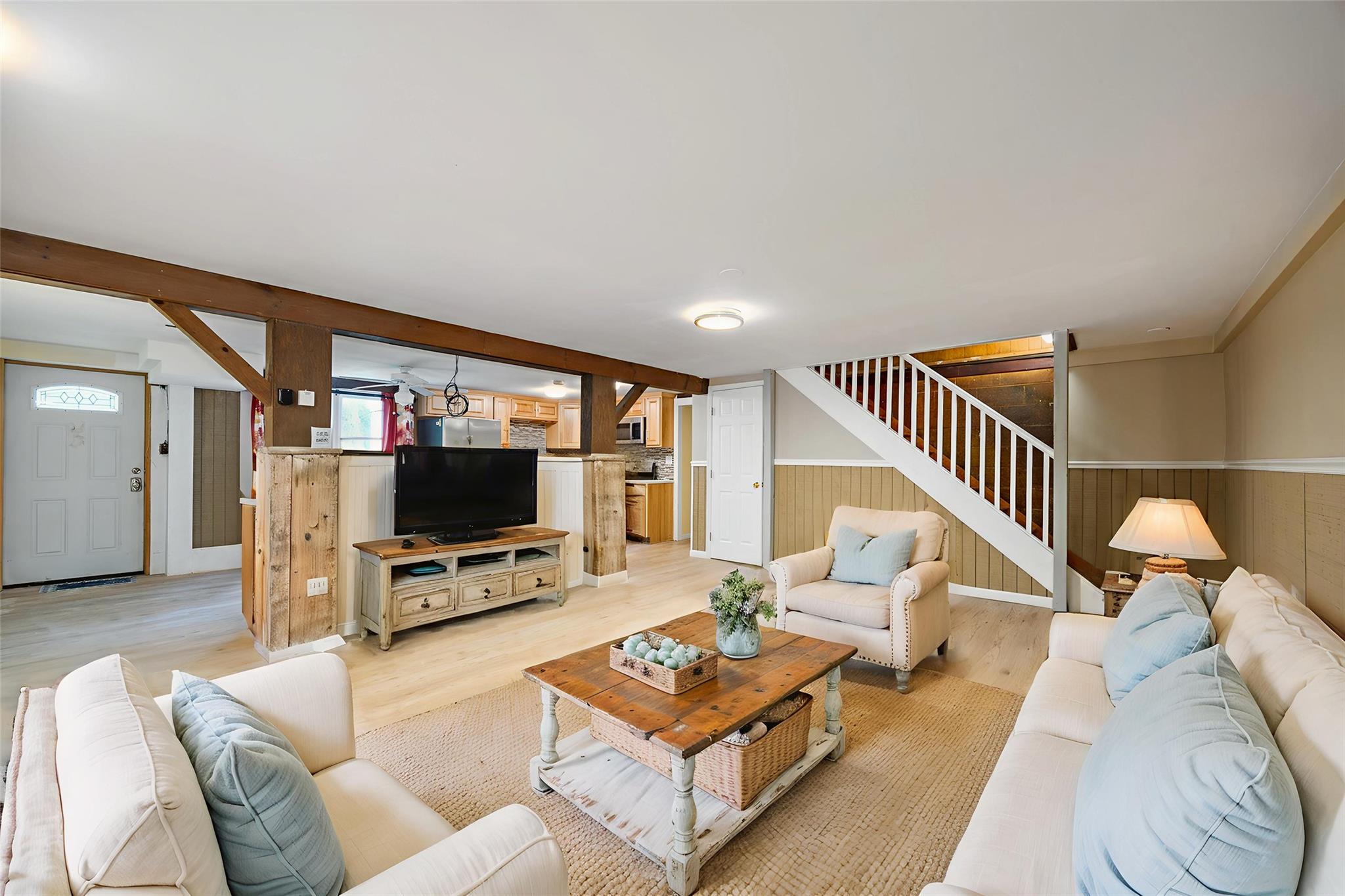 16 Bushwick Road, Poughkeepsie, NY 12603