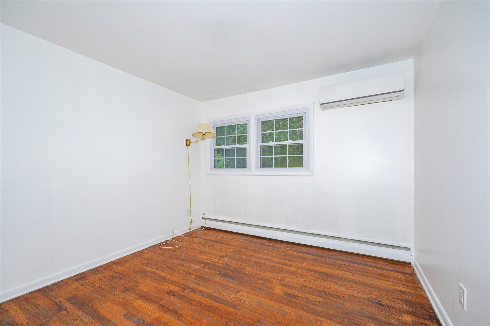 16 Bushwick Road, Poughkeepsie, NY 12603