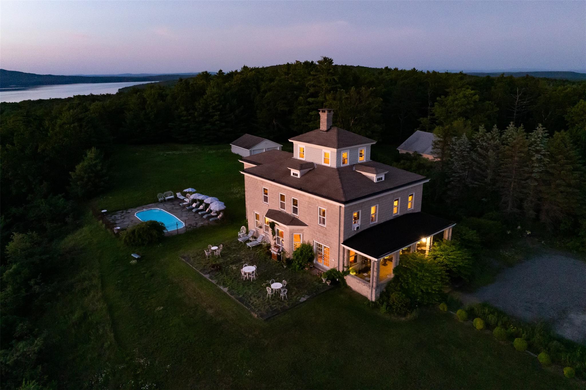 169 Baker Road, West Hurley, NY 12491