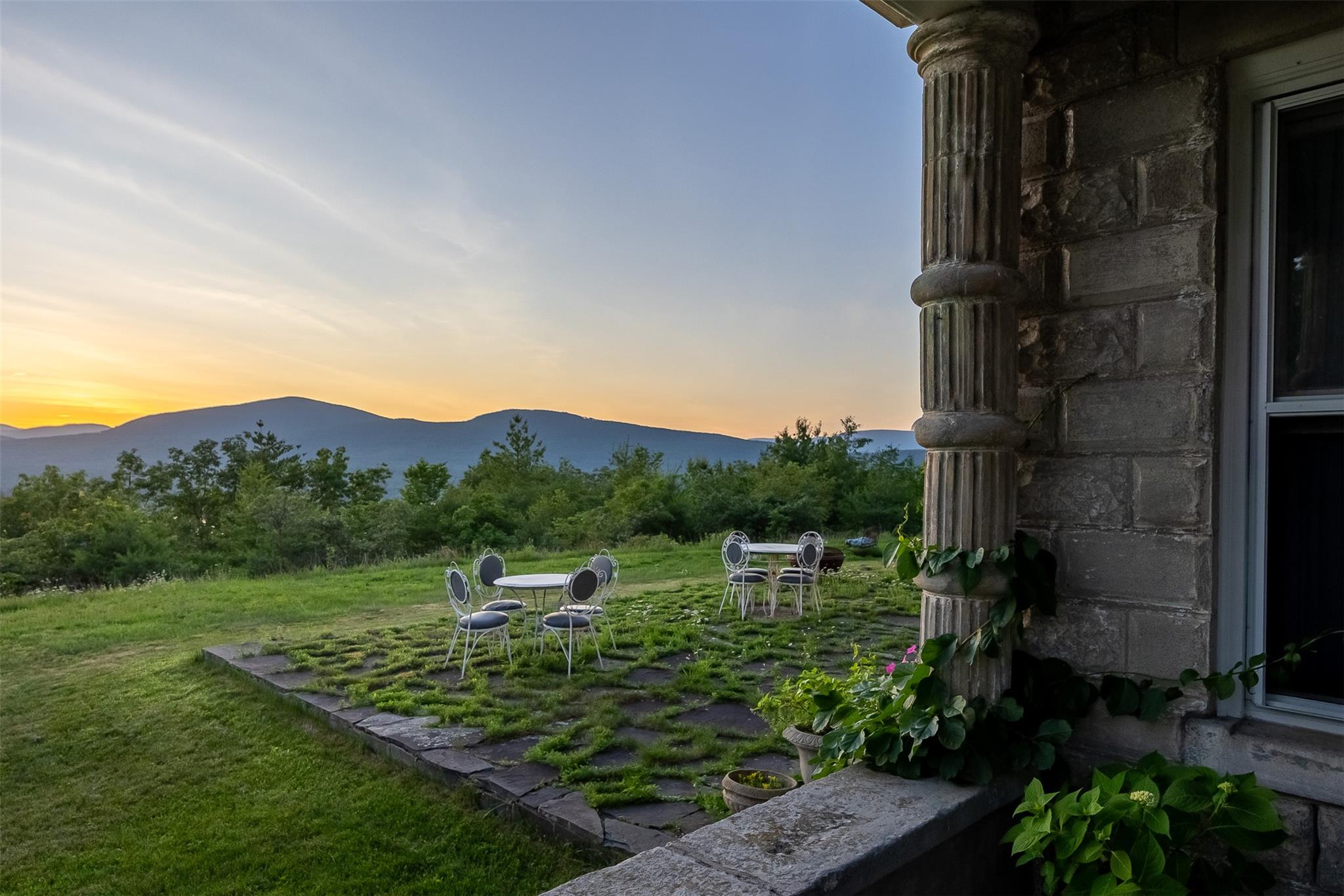 169 Baker Road, West Hurley, NY 12491