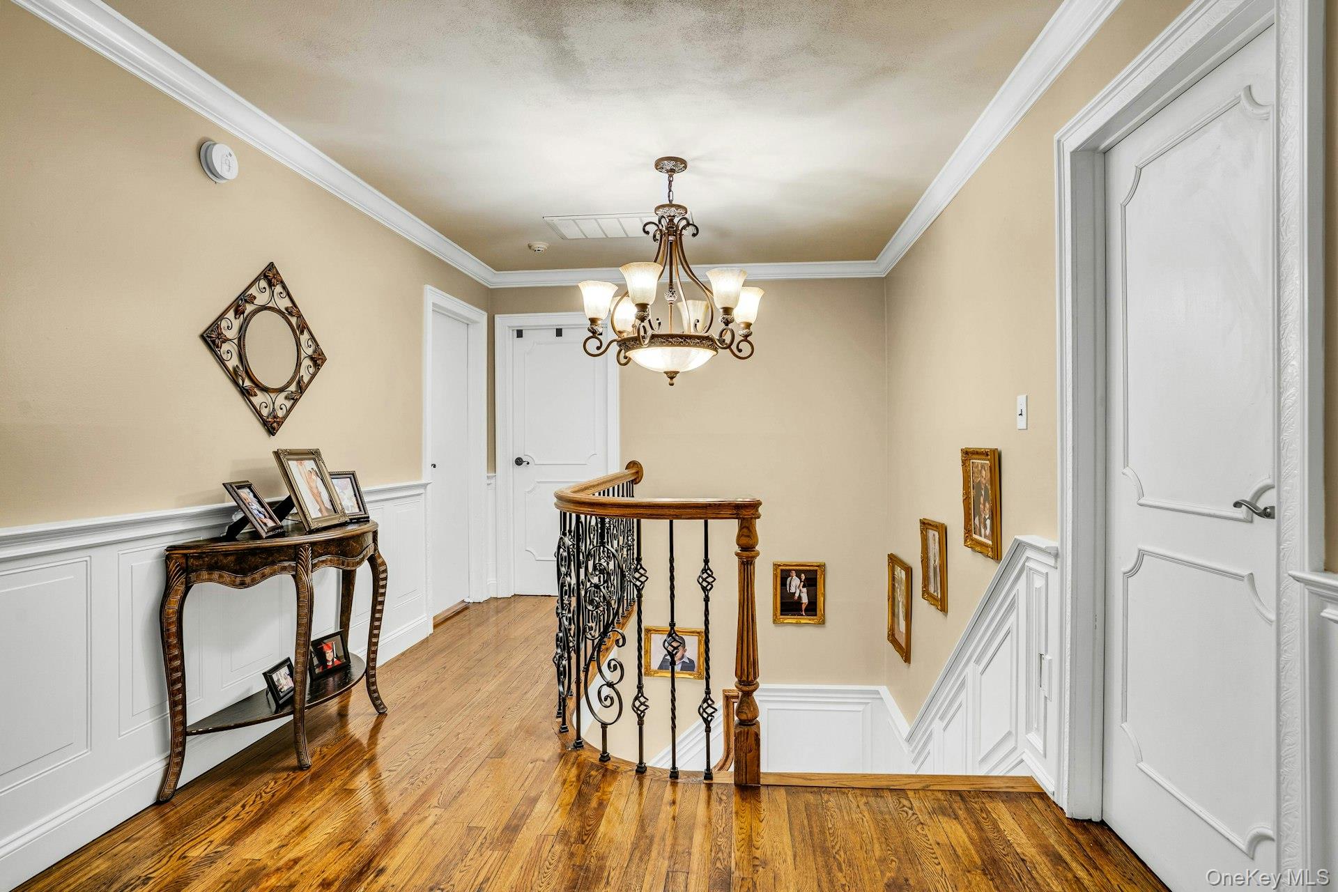 41 Hearthstone Drive, Dix Hills, NY 11746