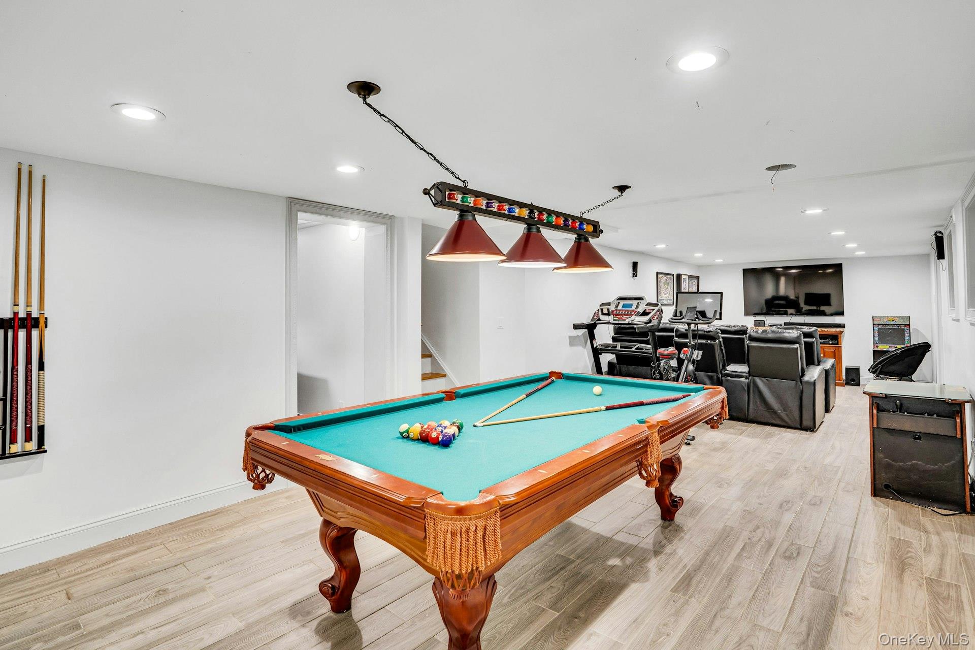 41 Hearthstone Drive, Dix Hills, NY 11746