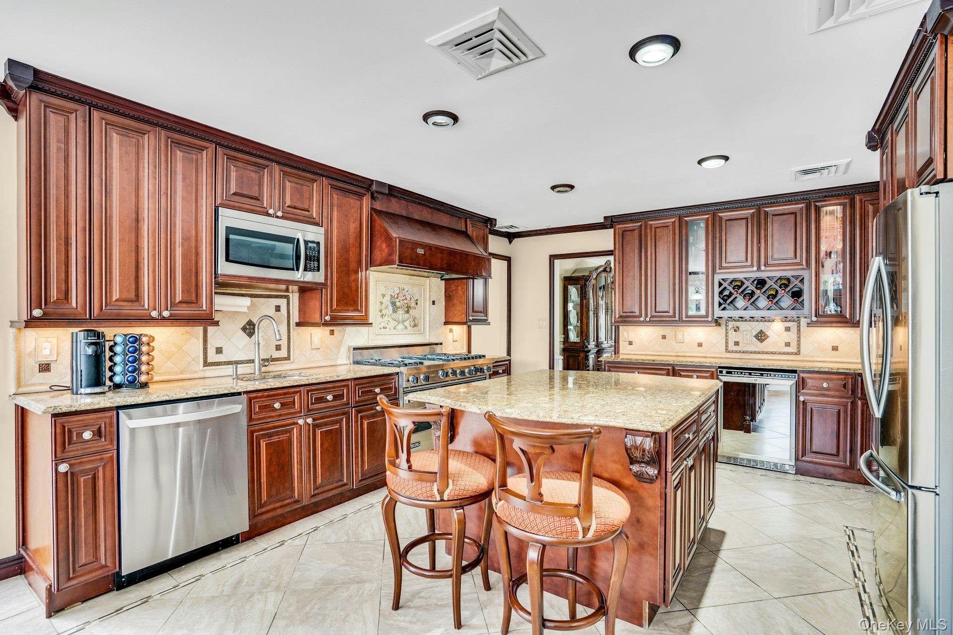 41 Hearthstone Drive, Dix Hills, NY 11746