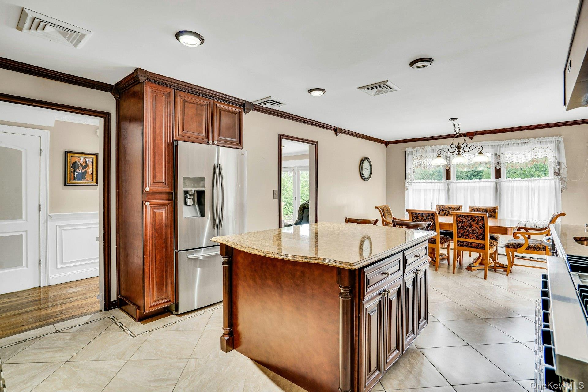 41 Hearthstone Drive, Dix Hills, NY 11746