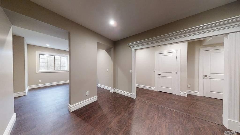 19 Meadow Glen Road, Fort Salonga, NY 11768