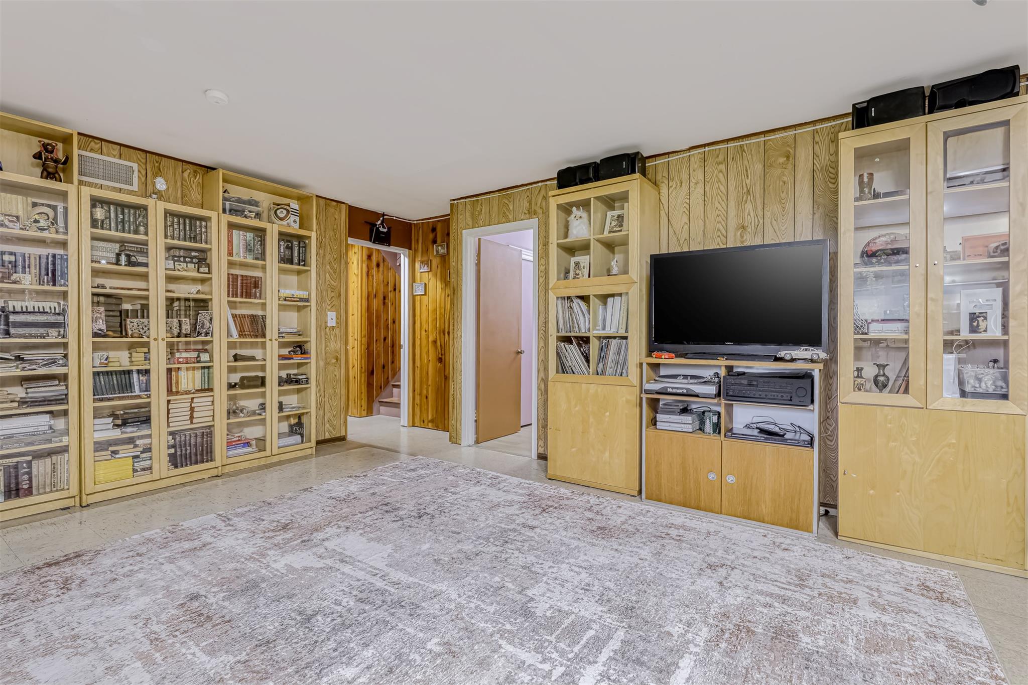 1 Florence Court, Valley Cottage, NY 10989