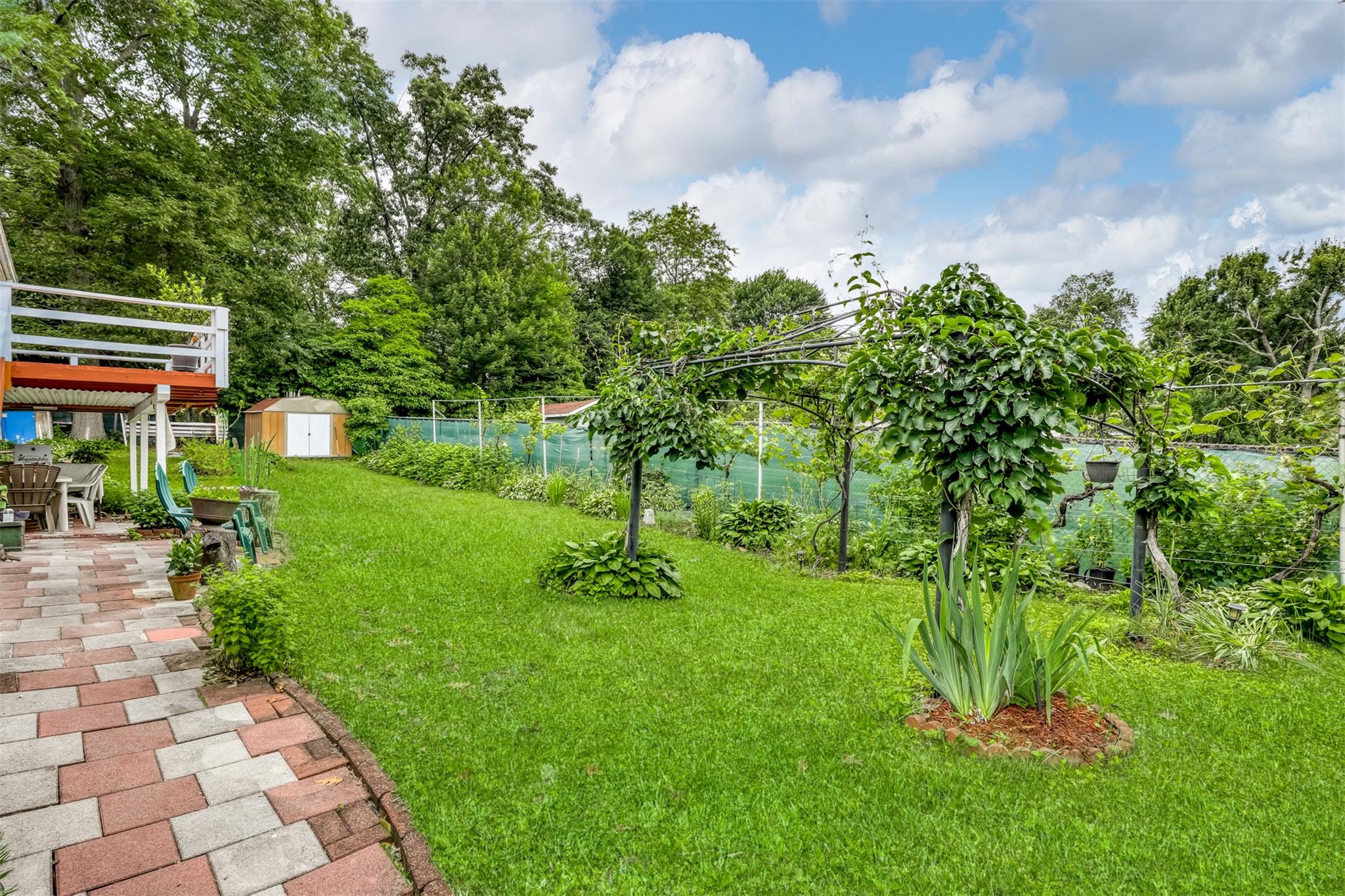 1 Florence Court, Valley Cottage, NY 10989