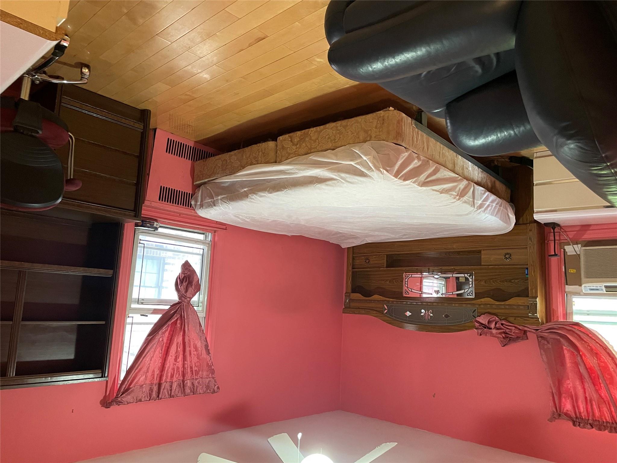 24580 61st Avenue # 68th, Little Neck, NY 11362