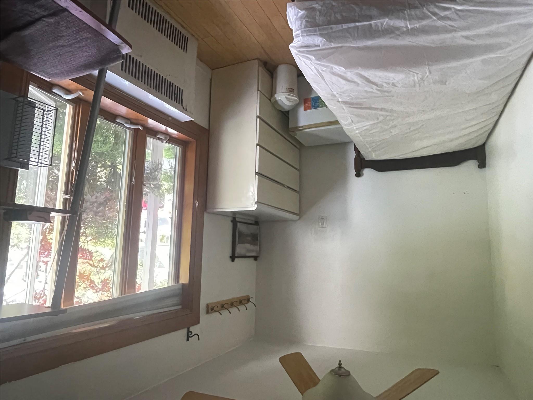 24580 61st Avenue # 68th, Little Neck, NY 11362