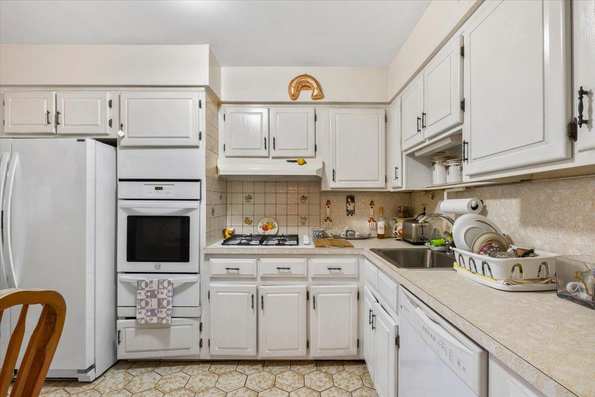 7429 Calamus Avenue # 20, Flushing, NY 11373