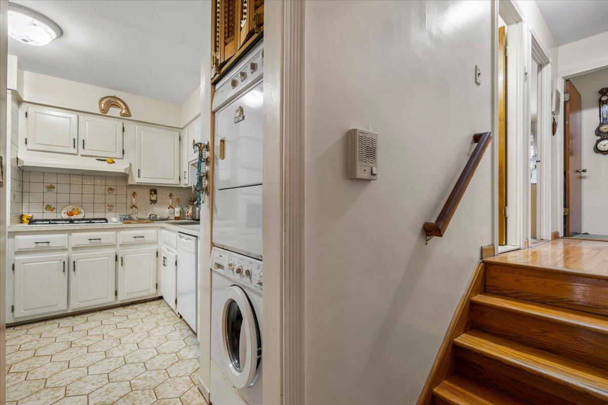 7429 Calamus Avenue # 20, Flushing, NY 11373