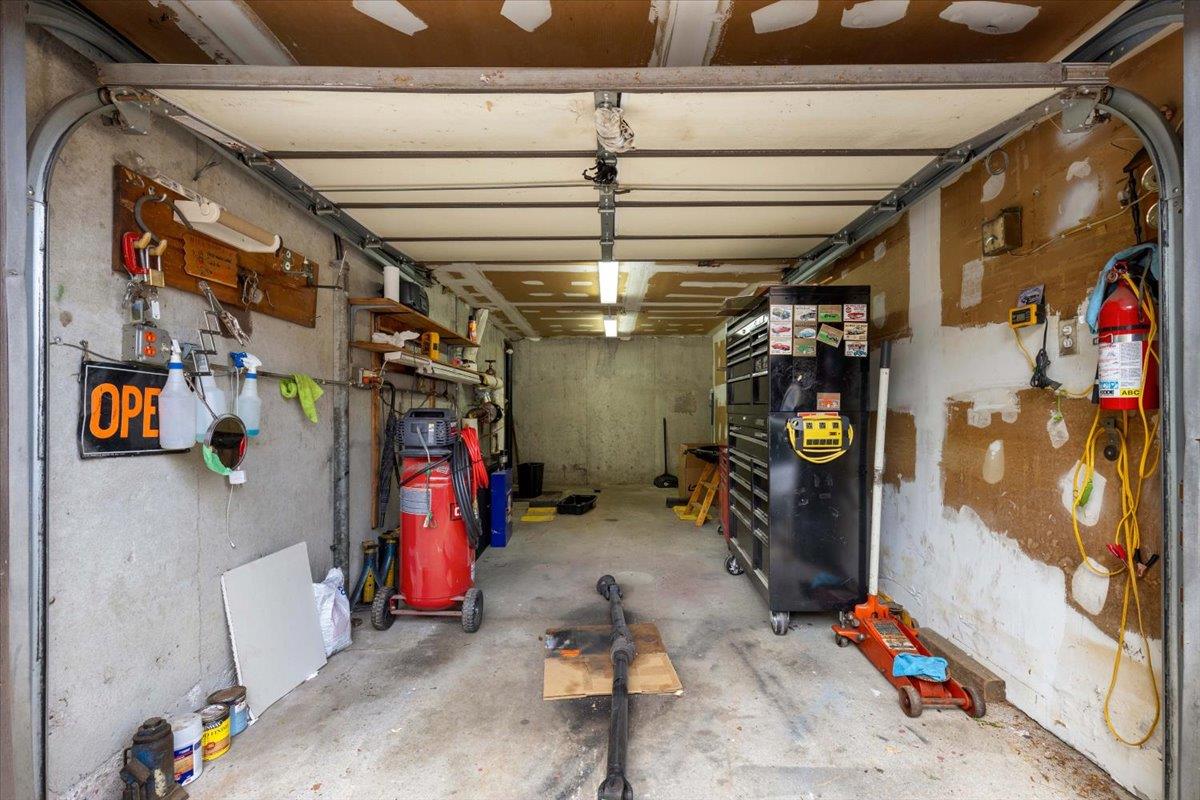 7429 Calamus Avenue # 20, Flushing, NY 11373