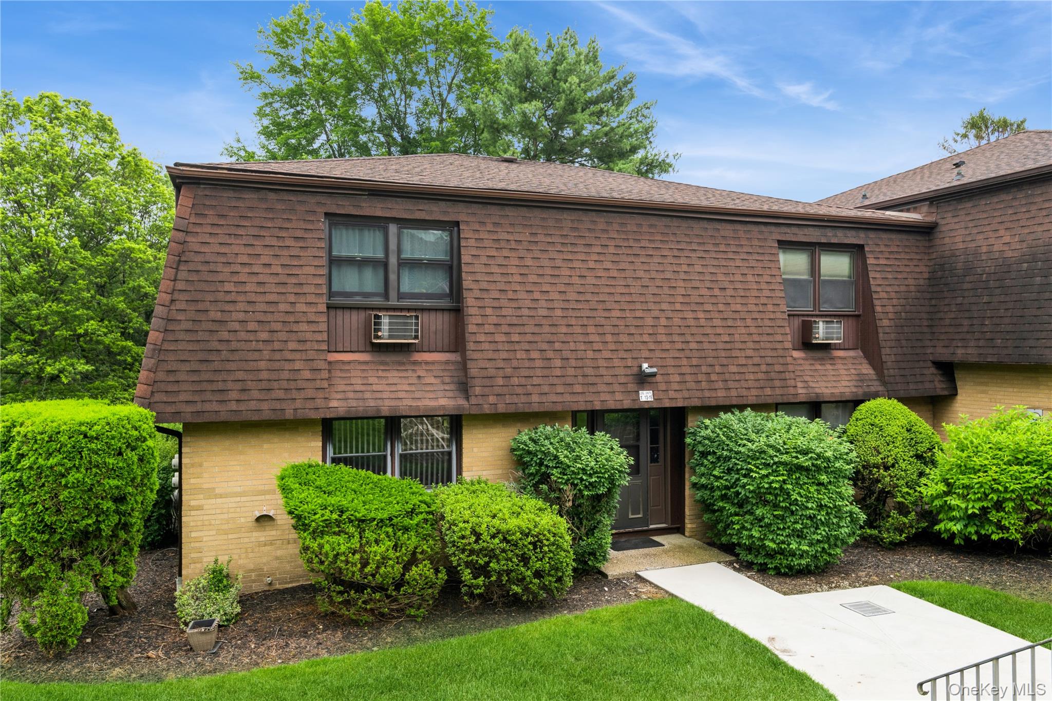 1 Germonds Village # 16, Bardonia, NY 10954