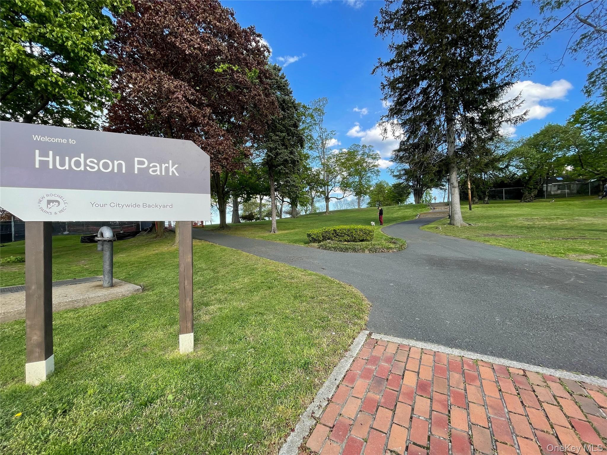 25 Acacia # 2, New Rochelle, NY 10805