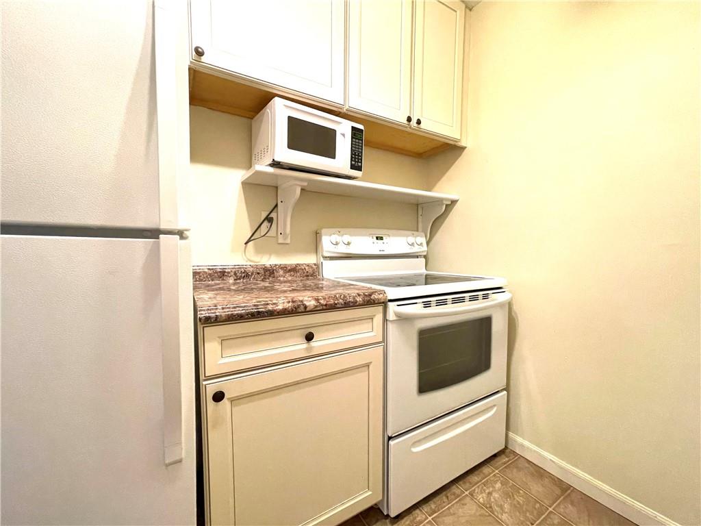 35 Park Avenue # 2L, Suffern, NY 10901