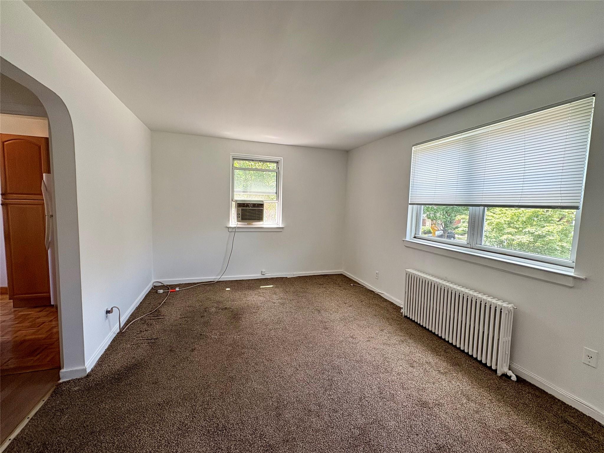 254-33 75 Avenue Avenue # 2nd Floor, Glen Oaks, NY 11004