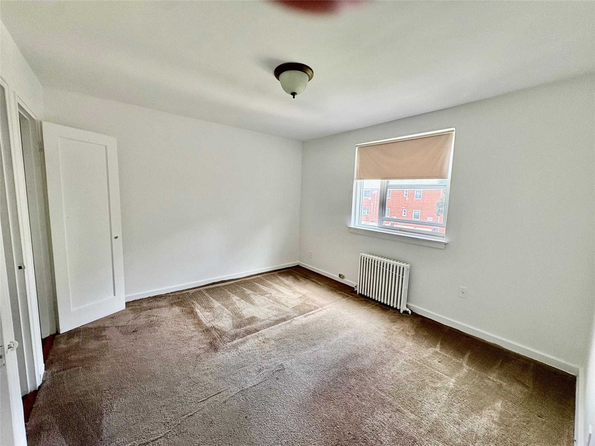 254-33 75 Avenue Avenue # 2nd Floor, Glen Oaks, NY 11004